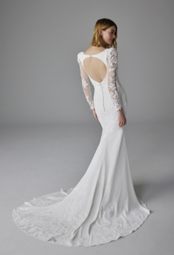 Pronovias 25 Enchant